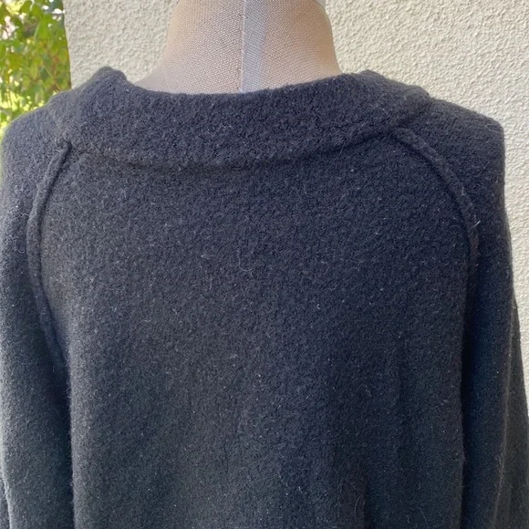 Free People from Bloomingdale’s called “Found my Friend” great pullover sweater - Picture 7 of 10